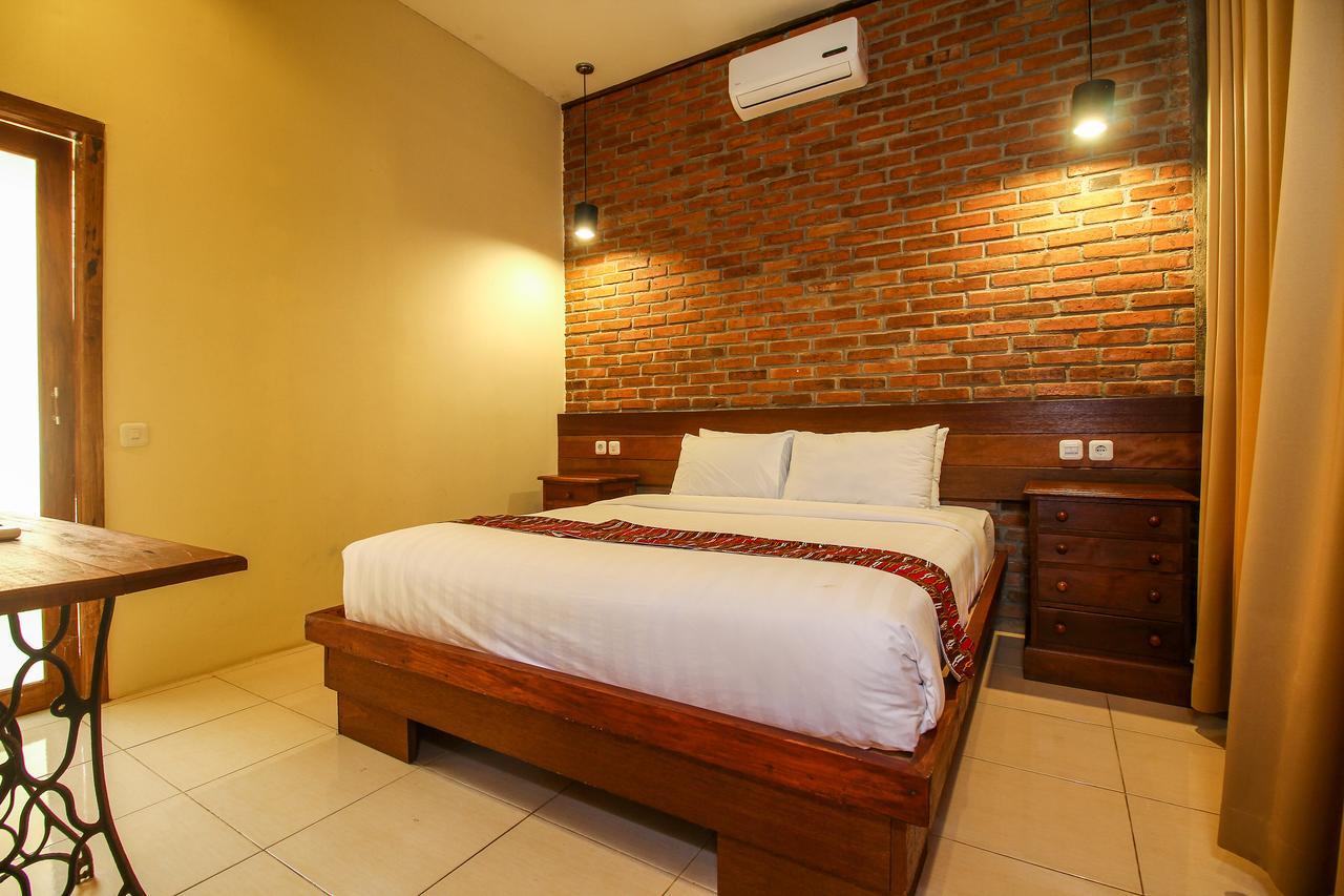 Cempaka Villa II Magelang Exterior photo