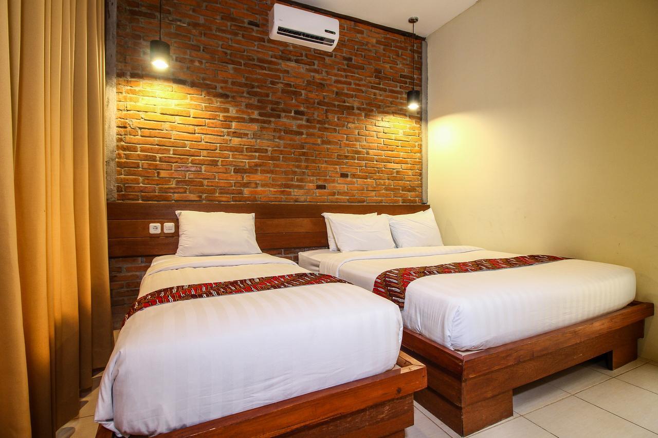 Cempaka Villa II Magelang Exterior photo