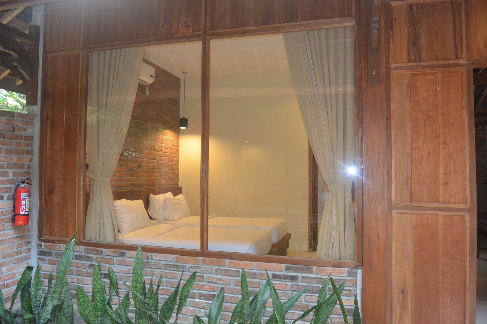 Cempaka Villa II Magelang Exterior photo