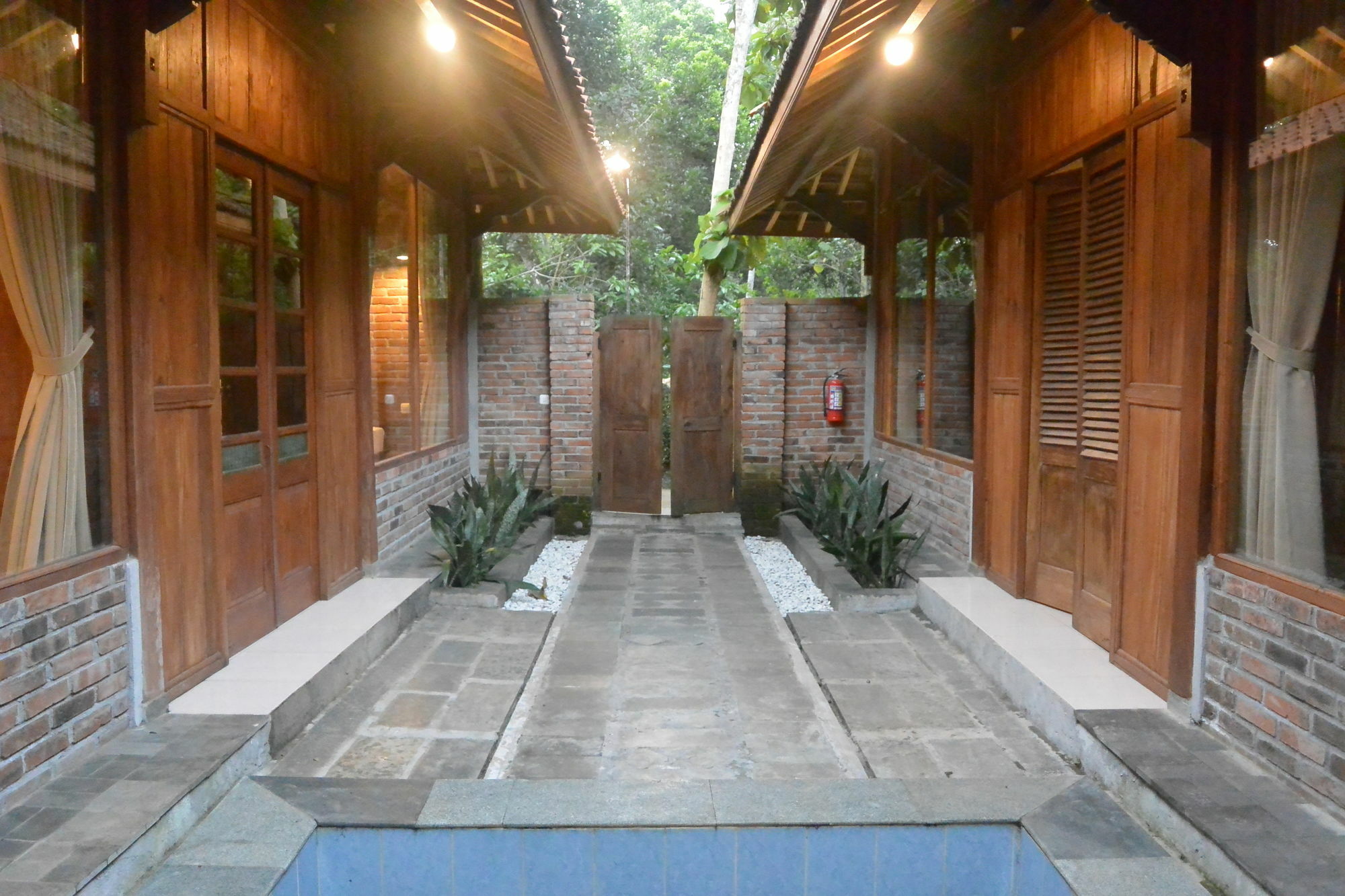 Cempaka Villa II Magelang Exterior photo