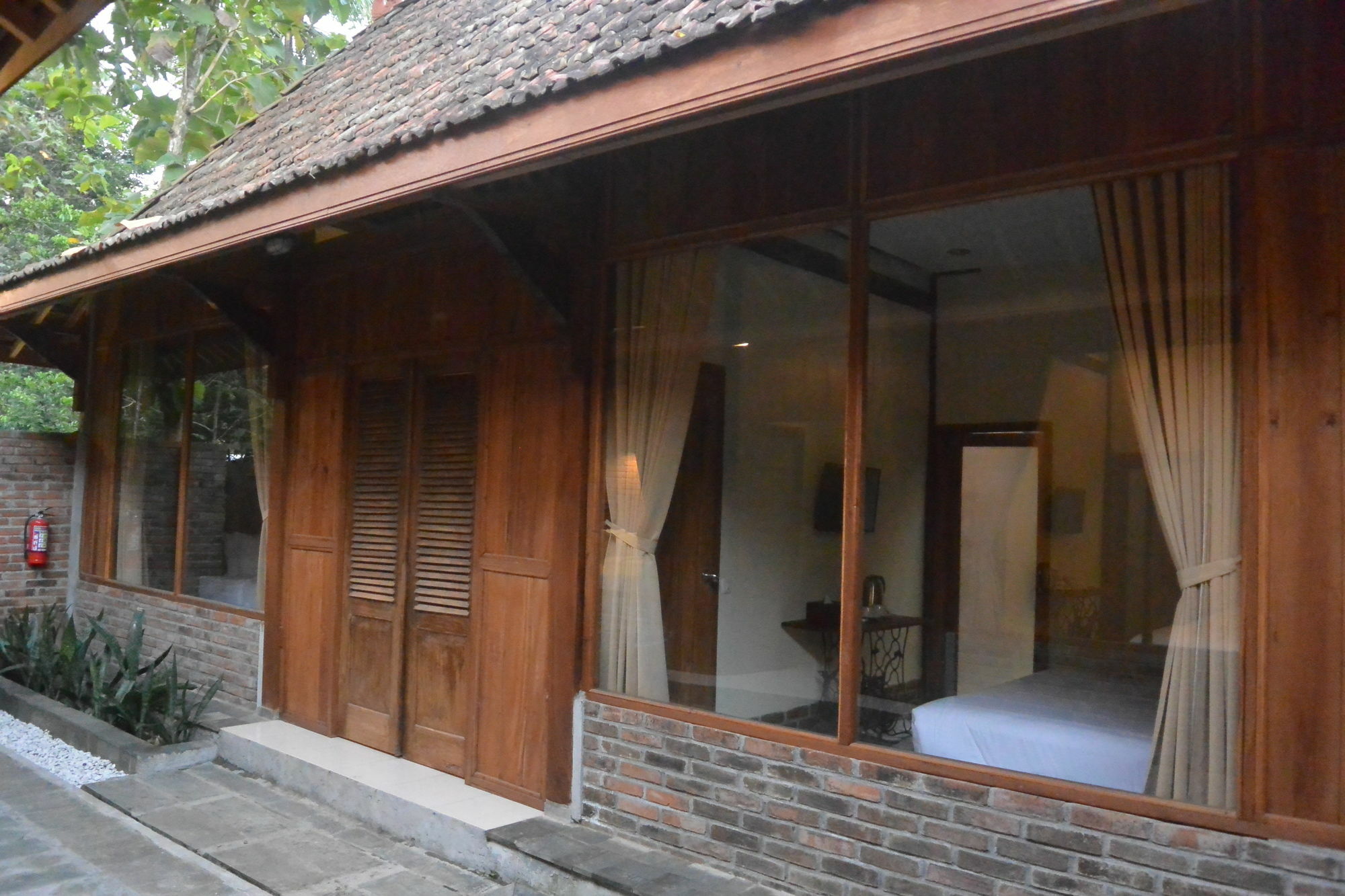 Cempaka Villa II Magelang Exterior photo